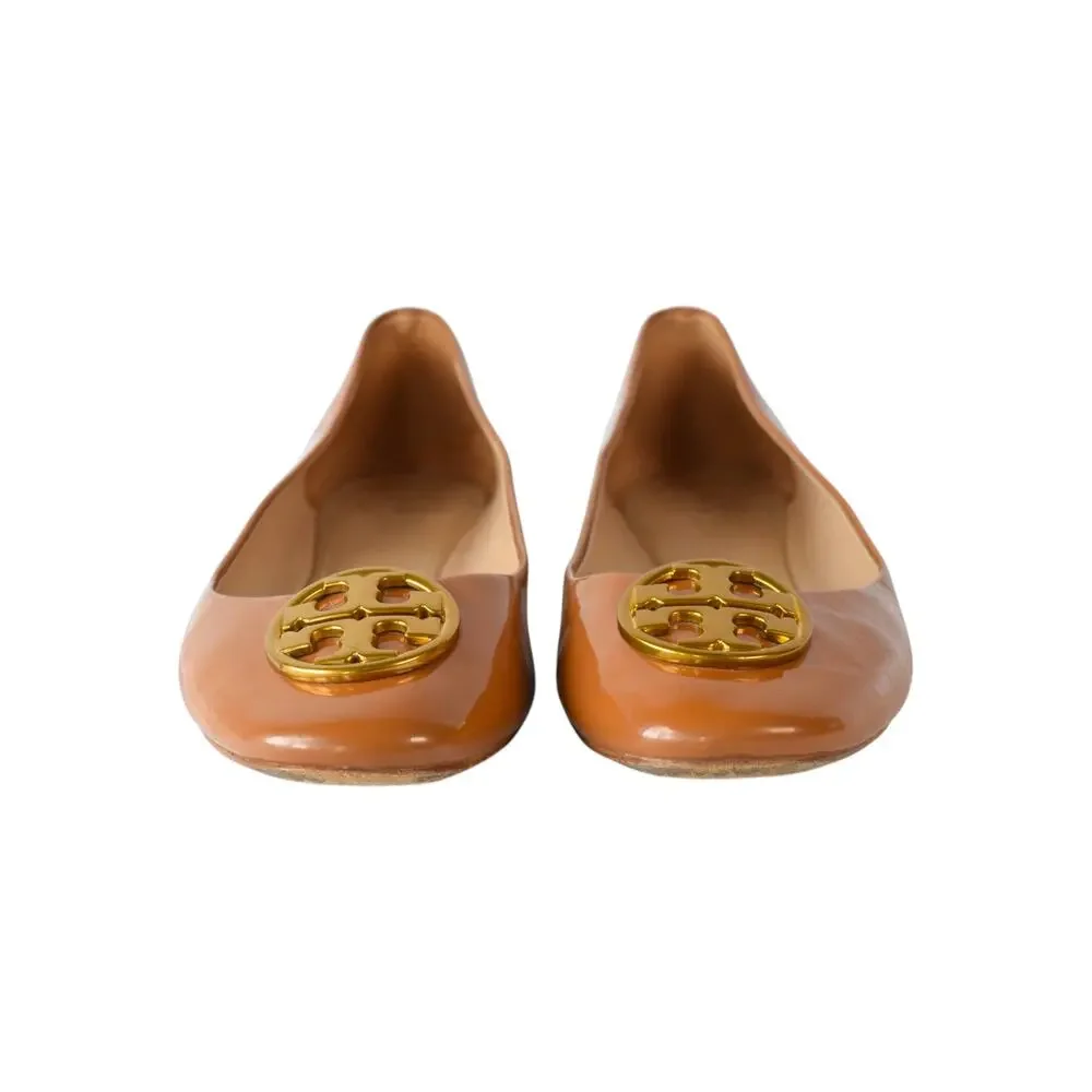 Tory Burch Chelsea Ballet Flats - Umber Tan Patent Leather Logo Medallion 6.5M